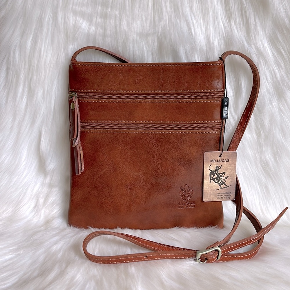 Vera Pelle Genuine Leather Crossbody New Without Tag 🏷️